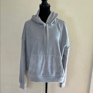 Yogalicious Gray Pullover Hoodie Sweatshirt